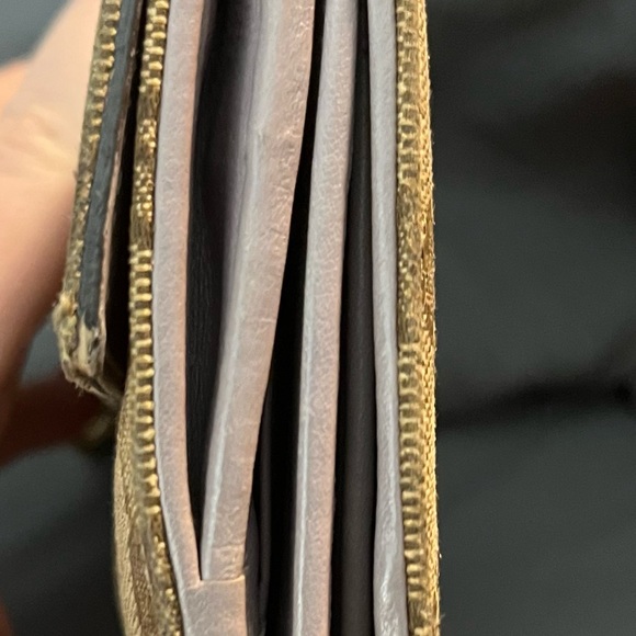 Gucci wallet with charms - Picture 8 of 10